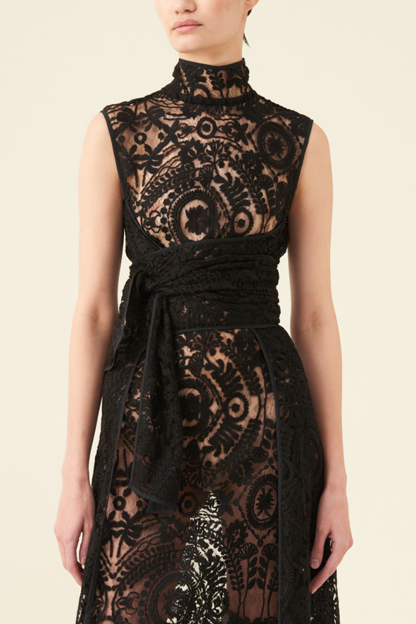 co.go fall winter 2023-2024 black lace dress detail