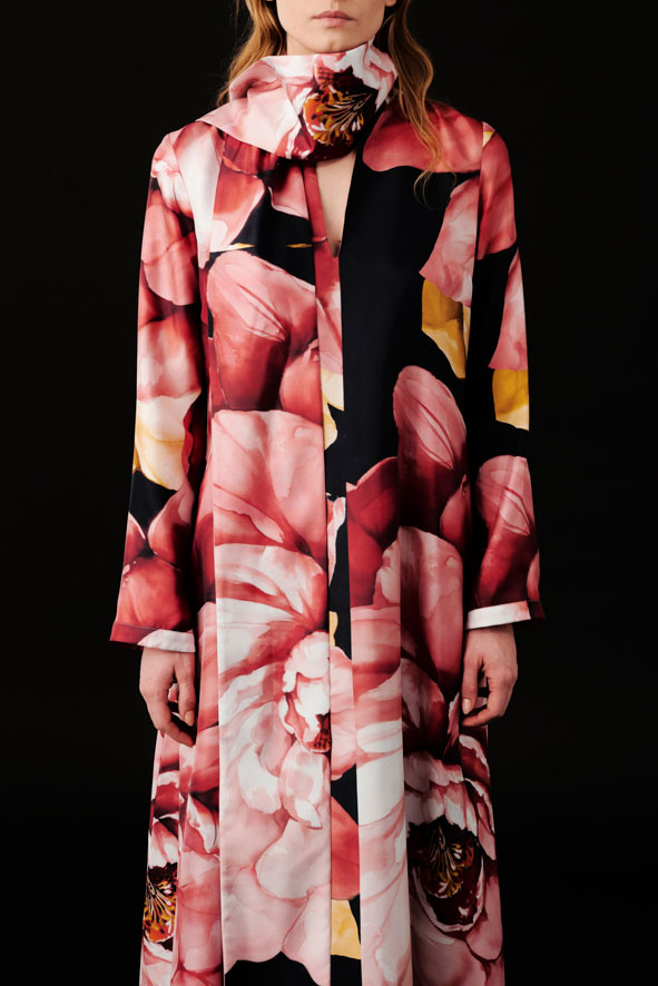 co.go fall winter 2023-2024 silk dress with flowers detail 2