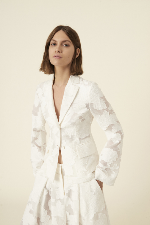 maison cogo ss2024 light white jacket and pants detail