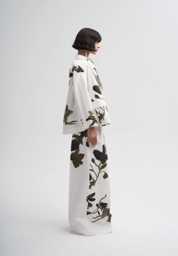 white and green woman look