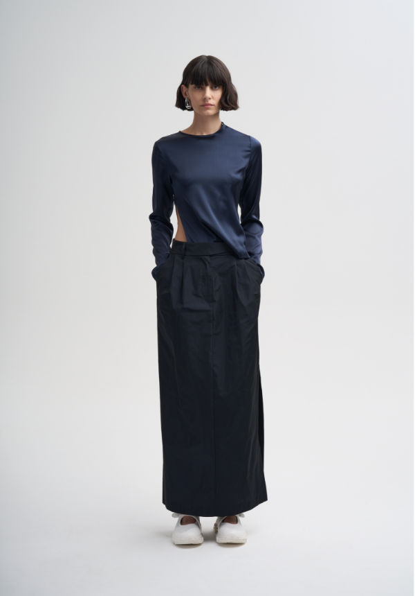 dark blue long skirt and blouse